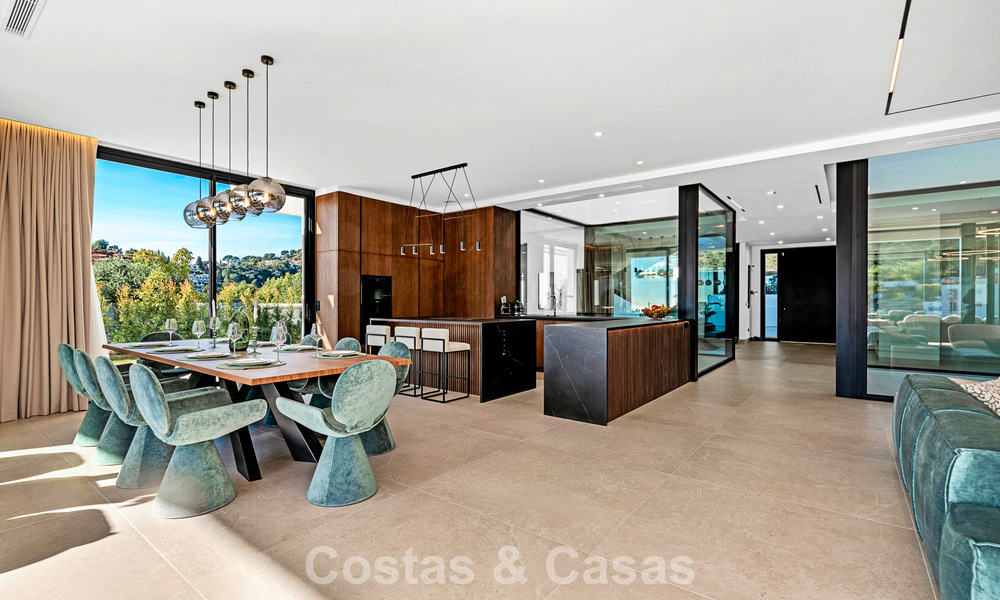 Sophisticated designer villa with stunning sea views for sale in El Madroñal, Benahavis - Marbella 796830