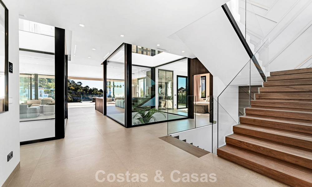 Sophisticated designer villa with stunning sea views for sale in El Madroñal, Benahavis - Marbella 796835