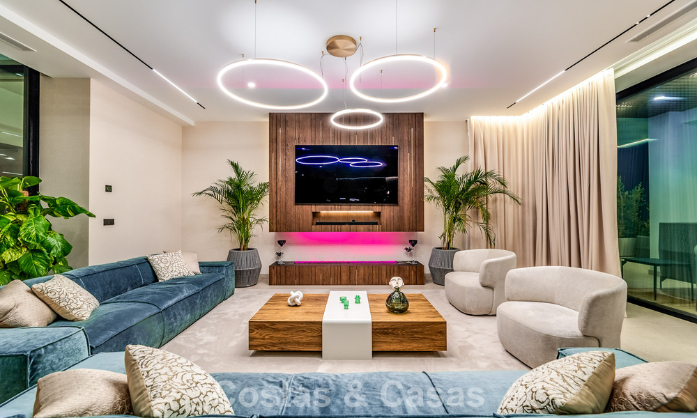 Sophisticated designer villa with stunning sea views for sale in El Madroñal, Benahavis - Marbella 796837