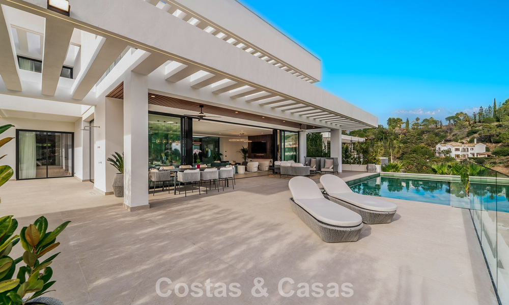 Sophisticated designer villa with stunning sea views for sale in El Madroñal, Benahavis - Marbella 796846