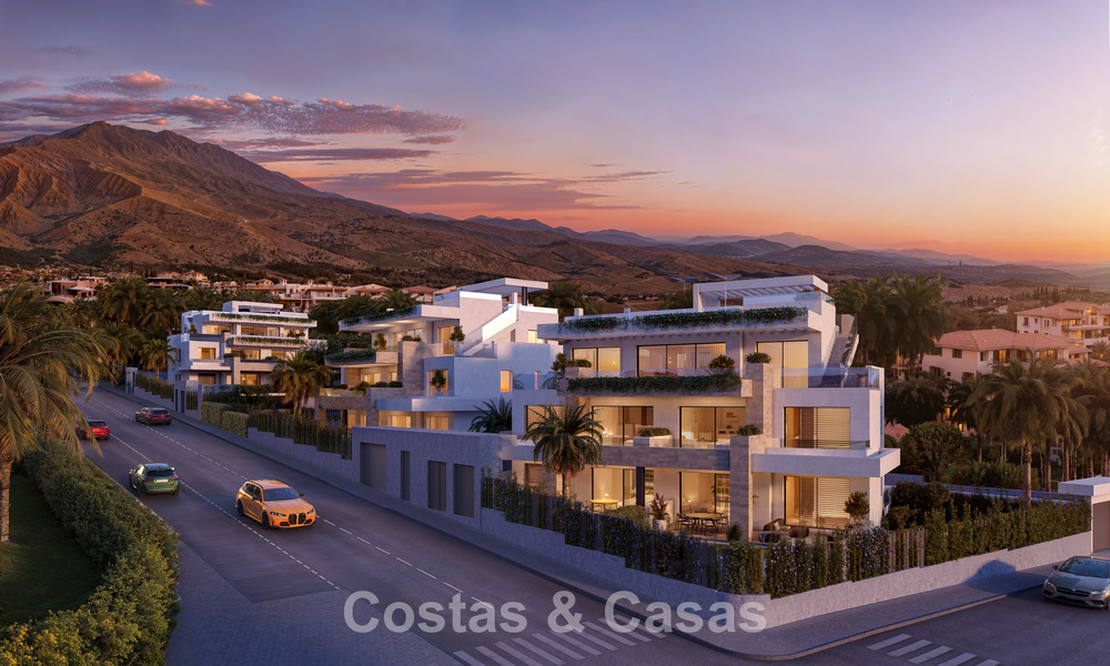 New to the market. Stylish boutique apartments for sale within walking distance to the beach and sea view in West Estepona 775438