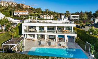 Luxury modern style villa for sale, bordering the golf course in Nueva Andalucia, Marbella 775536 