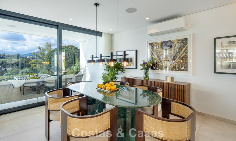 Luxury modern style villa for sale, bordering the golf course in Nueva Andalucia, Marbella 775540