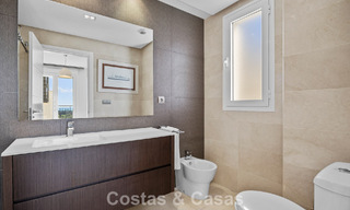 Move-in ready penthouse with panoramic sea views in a Mediterranean complex for sale in Benahavis - Marbella 775762 