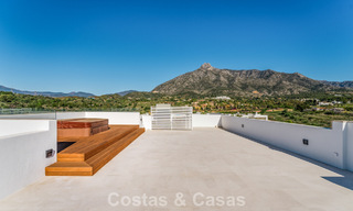 Sophisticated luxury villa for sale in an exclusive gated community on Marbella’s prestigious Golden Mile 775565 