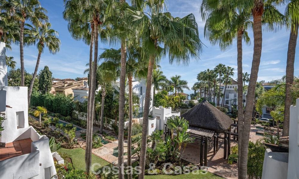 Luxurious renovated duplex penthouse for sale, in Puente Romano on Marbella’s Golden Mile 775595