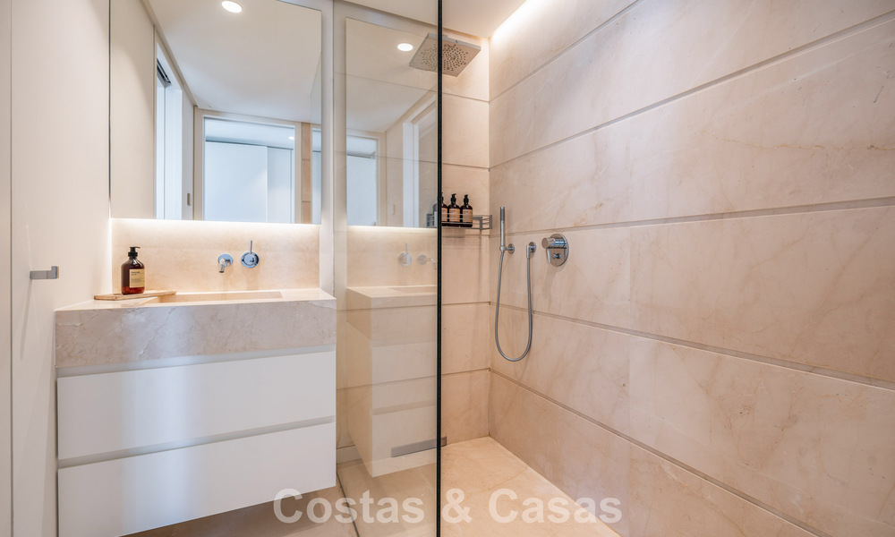 Luxurious renovated duplex penthouse for sale, in Puente Romano on Marbella’s Golden Mile 775603