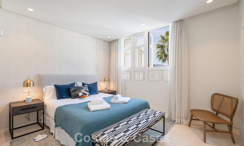 Luxurious renovated duplex penthouse for sale, in Puente Romano on Marbella’s Golden Mile 775608