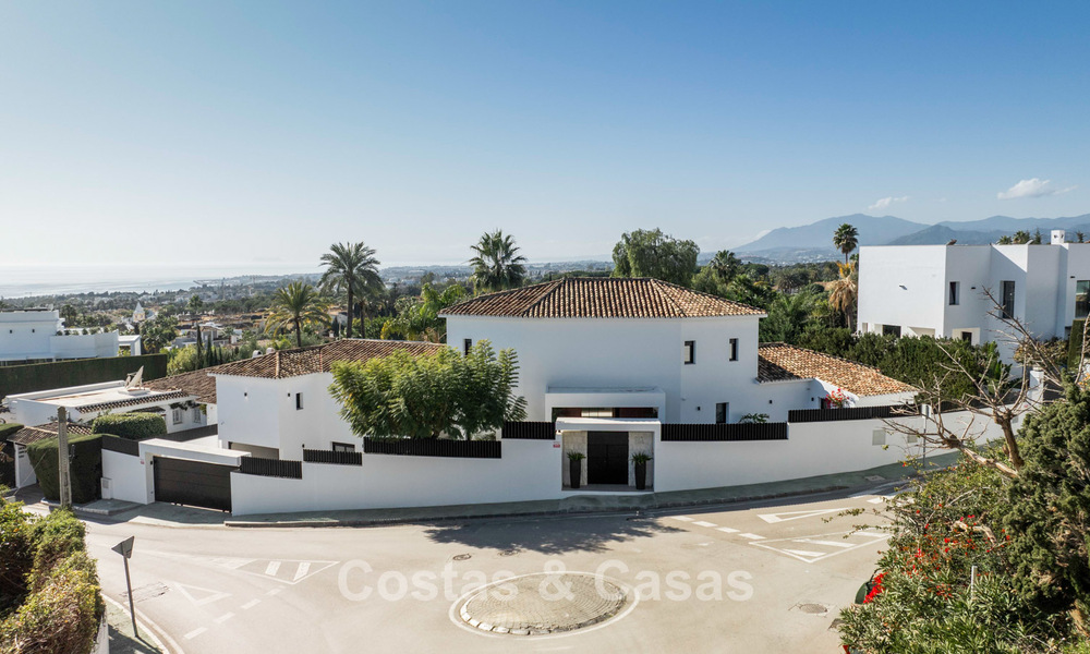 Modern Mediterranean villa with contemporary touches for sale on Marbella’s Golden Mile 775634