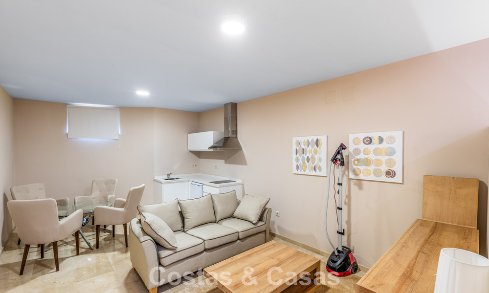 Spacious Mediterranean luxury villa with lots of bedrooms and spectacular views for sale in Benahavis - Marbella 775687