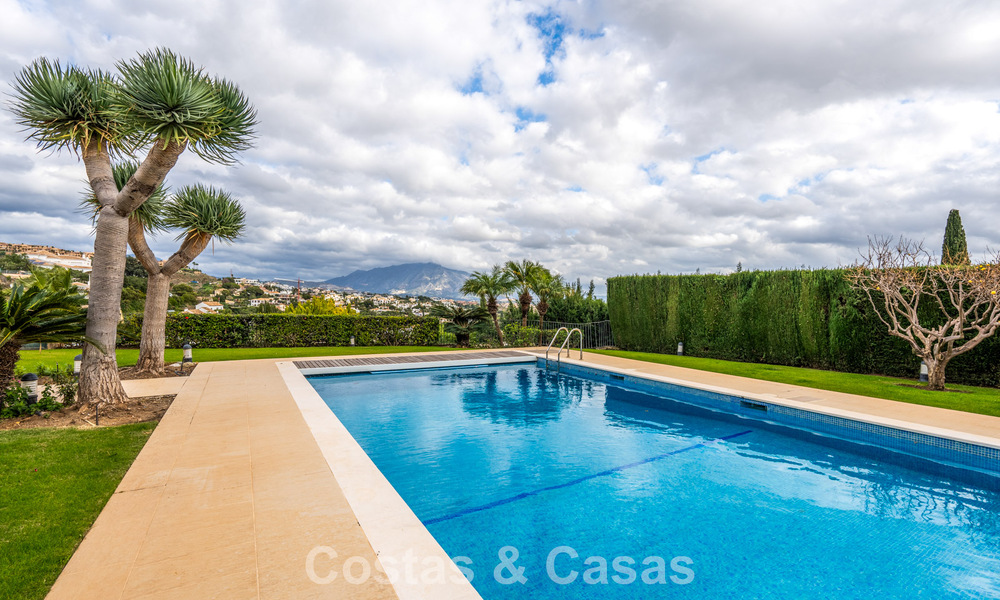 Spacious Mediterranean luxury villa with lots of bedrooms and spectacular views for sale in Benahavis - Marbella 775703