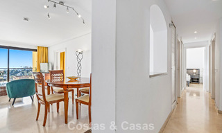 Move-in ready, spacious 3-bedroom apartment for sale surrounded by golf courses in Benahavis - Marbella 775713 