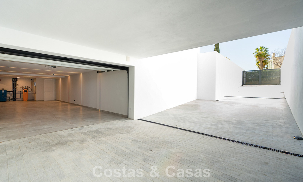 Brand new, modern luxury villa for sale in a prime gated community of Sotogrande, Costa del Sol 775729
