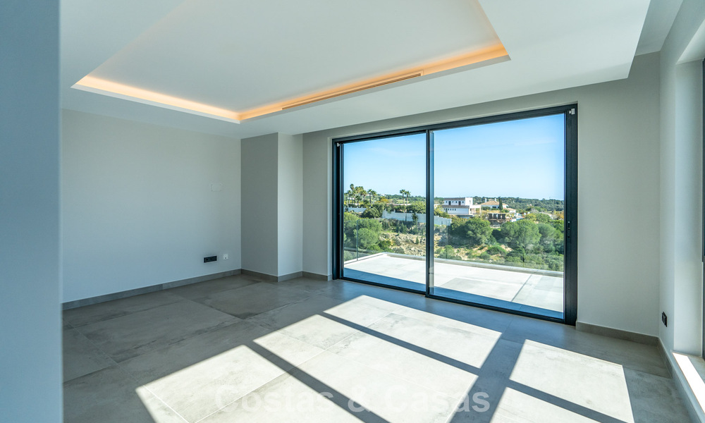 Brand new, modern luxury villa for sale in a prime gated community of Sotogrande, Costa del Sol 775731