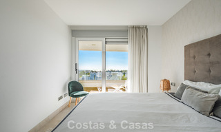 Beachside, contemporary penthouse with large solarium for sale in a modern complex in San Pedro, Marbella 775781 