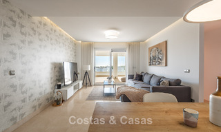 Beachside, contemporary penthouse with large solarium for sale in a modern complex in San Pedro, Marbella 775786 