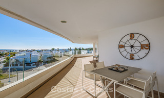 Beachside, contemporary penthouse with large solarium for sale in a modern complex in San Pedro, Marbella 775791 