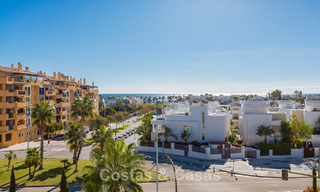 Beachside, contemporary penthouse with large solarium for sale in a modern complex in San Pedro, Marbella 775800 