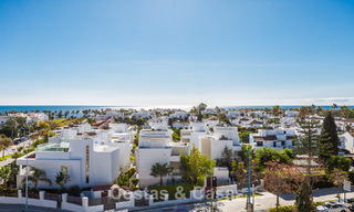 Beachside, contemporary penthouse with large solarium for sale in a modern complex in San Pedro, Marbella 775811 