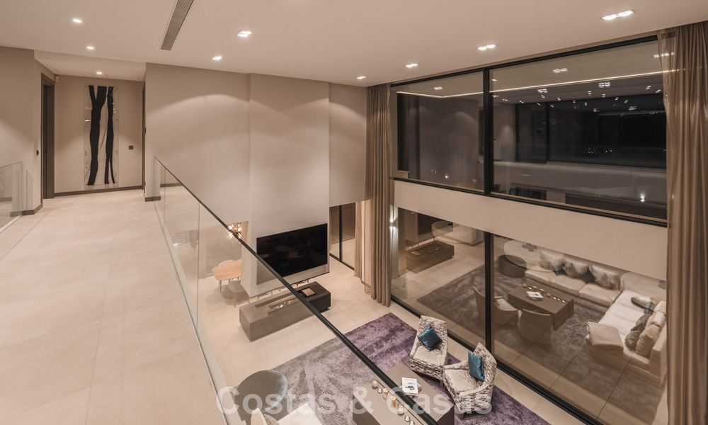 Modernist luxury villa with sea views for sale in the exclusive and secure area of El Madroñal, Marbella - Benahavis 775889
