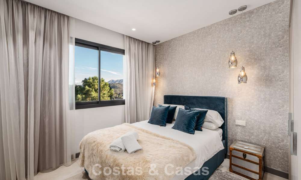 Modernist luxury villa with sea views for sale in the exclusive and secure area of El Madroñal, Marbella - Benahavis 775905