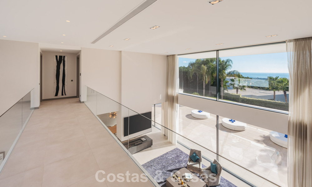 Modernist luxury villa with sea views for sale in the exclusive and secure area of El Madroñal, Marbella - Benahavis 775913