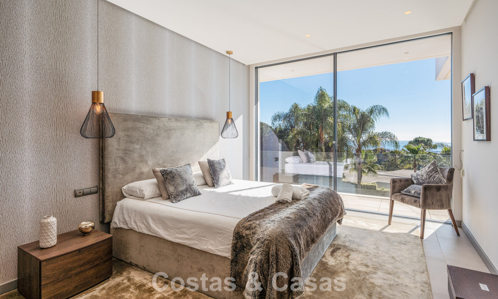Modernist luxury villa with sea views for sale in the exclusive and secure area of El Madroñal, Marbella - Benahavis 775914