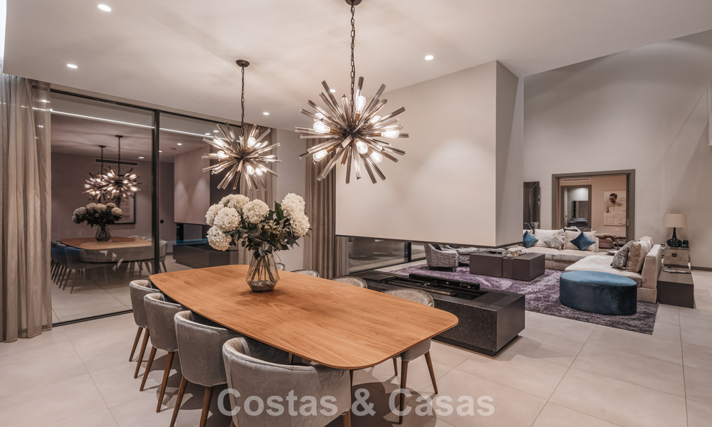 Modernist luxury villa with sea views for sale in the exclusive and secure area of El Madroñal, Marbella - Benahavis 775932