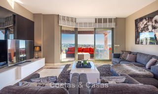 Stunning penthouse with panoramic views for sale in a gated complex of Marbella - Benahavis 775879 