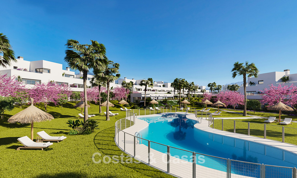 Last units! New apartments for sale, walking distance to amenities and the beach on the New Golden Mile, Marbella - Estepona 776222