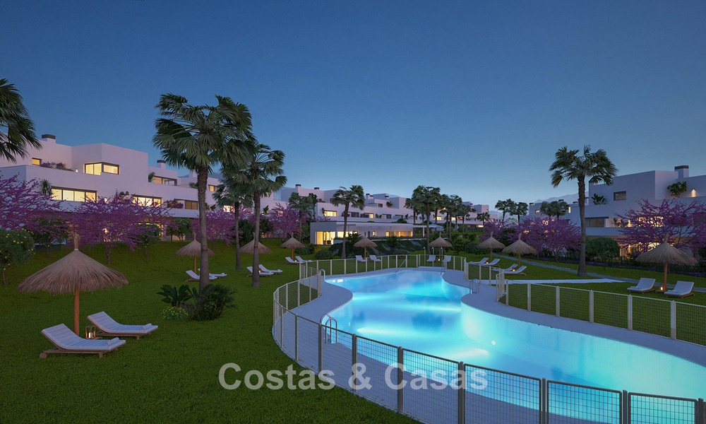 Last units! New apartments for sale, walking distance to amenities and the beach on the New Golden Mile, Marbella - Estepona 776224