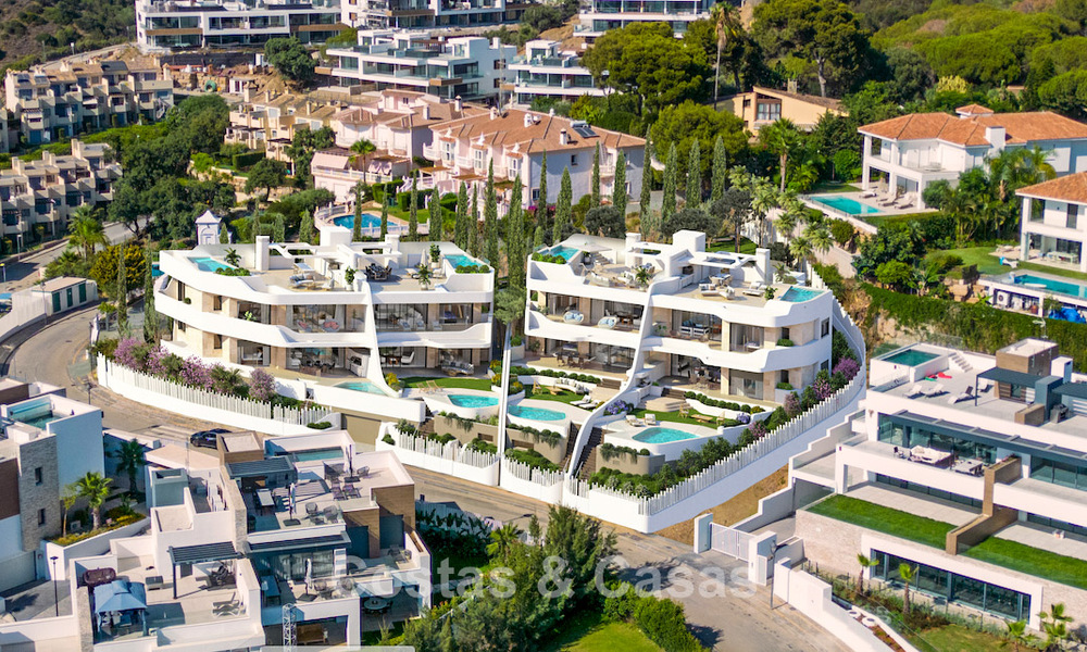 New, large designer apartments with golf and sea views in an avant-garde architectural style for sale in Marbella East 776199