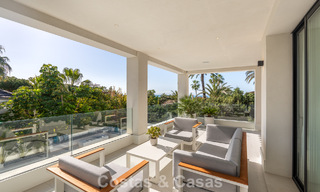 Luxuriously renovated villa for sale just a stone's throw from the beach in East Marbella 776401 