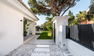 Luxuriously renovated villa for sale just a stone's throw from the beach in East Marbella 776413 
