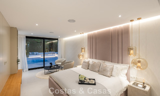 Luxuriously renovated villa for sale just a stone's throw from the beach in East Marbella 776424 