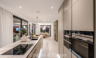 Luxuriously renovated villa for sale just a stone's throw from the beach in East Marbella 776434 