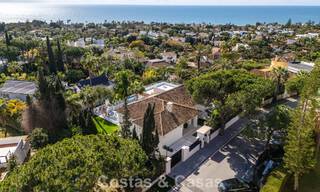 Luxuriously renovated villa for sale just a stone's throw from the beach in East Marbella 776437 