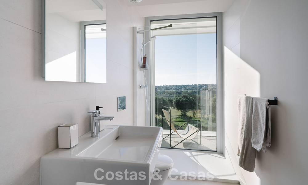 Semi-detached house for sale, frontline golf, in a gated community of Sotogrande, Costa del Sol 775990