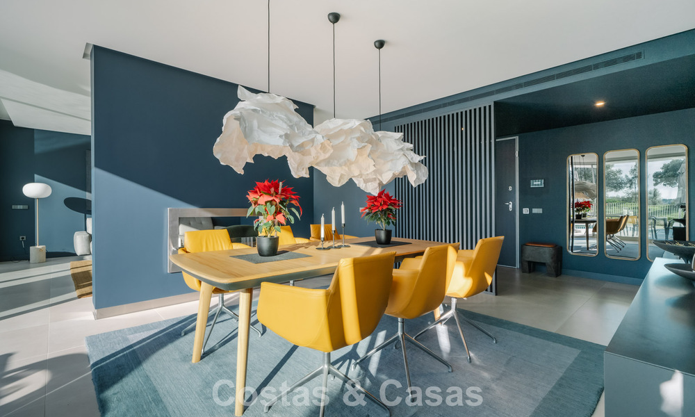 Semi-detached house for sale, frontline golf, in a gated community of Sotogrande, Costa del Sol 776008