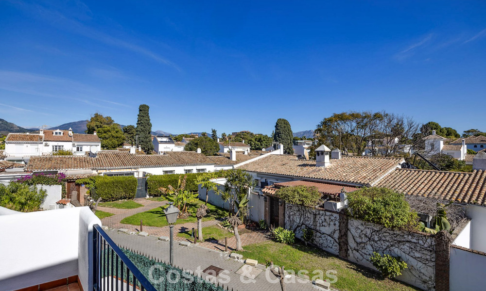 Spacious townhouse for sale in a beachfront complex on the New Golden Mile between Marbella and Estepona 776016