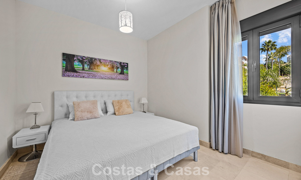 Luxury apartment for sale in the prestigious 5* Los Flamingos Golf Resort on the New Golden Mile, Marbella - Benahavis 776118