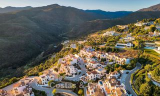 Spanish townhouse with sea views for sale in a quiet, gated community in the hills of Benahavis - Marbella 776241 