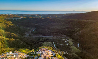 Spanish townhouse with sea views for sale in a quiet, gated community in the hills of Benahavis - Marbella 776243 