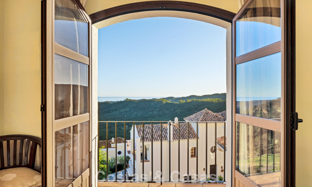 Spanish townhouse with sea views for sale in a quiet, gated community in the hills of Benahavis - Marbella 776256