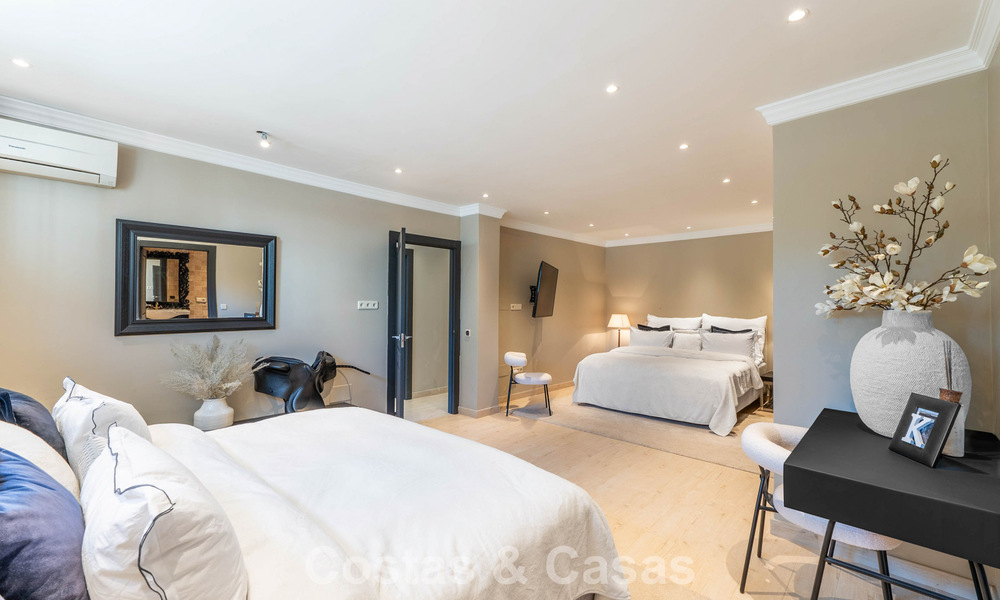 Move-in ready luxury villa with a modern Mediterranean style for sale in Nueva Andalucia’s Golf Valley, Marbella 776300