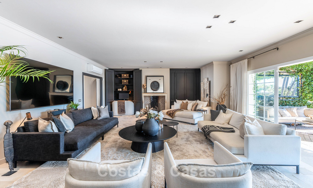 Move-in ready luxury villa with a modern Mediterranean style for sale in Nueva Andalucia’s Golf Valley, Marbella 776302