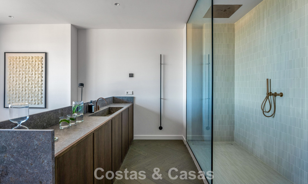 Modern renovated duplex penthouse for sale, short distance to all amenities in Nueva Andalucia’s golf valley, Marbella 793388