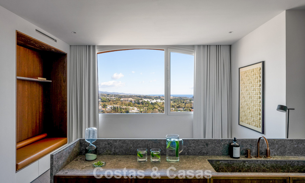 Modern renovated duplex penthouse for sale, short distance to all amenities in Nueva Andalucia’s golf valley, Marbella 793389