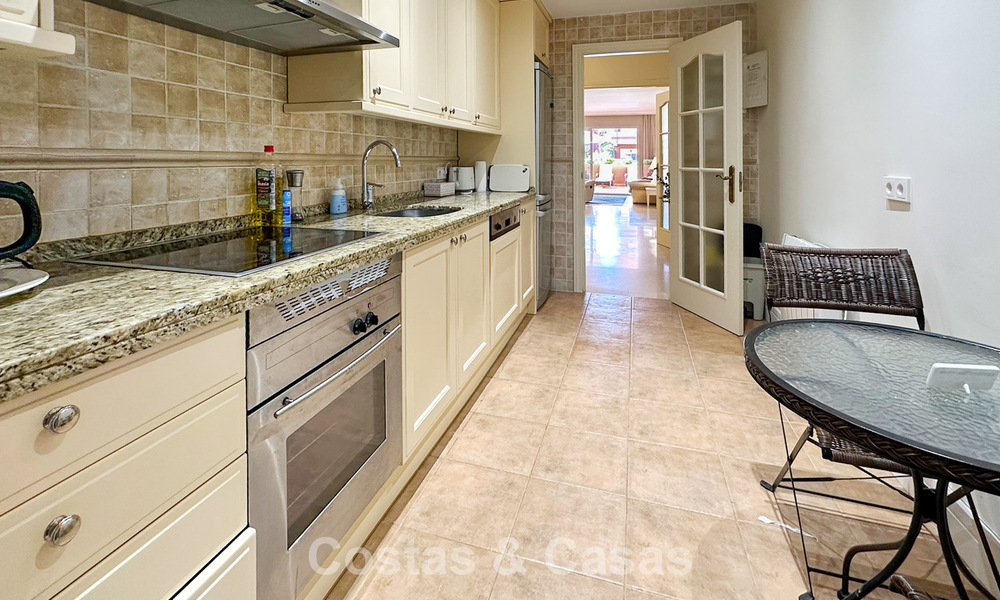 Beachside, ground floor apartment for sale within walking distance to the beach and Puerto Banus, Marbella 776339