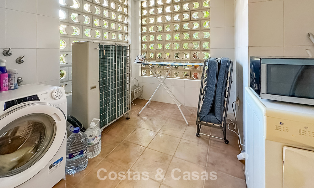 Beachside, ground floor apartment for sale within walking distance to the beach and Puerto Banus, Marbella 776342
